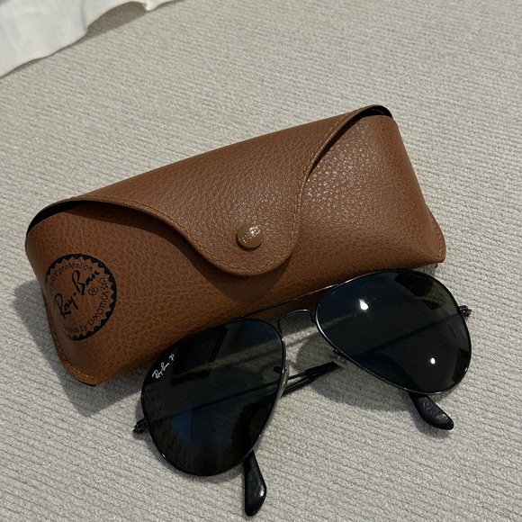 Ray-Ban Polarized Aviator in Total Black - Picture 2 of 5